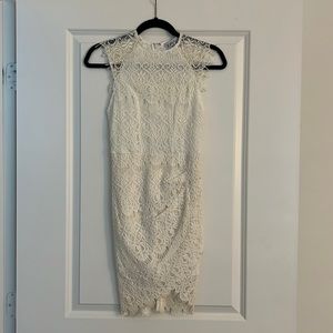 Xenia white lace dress US size 2
